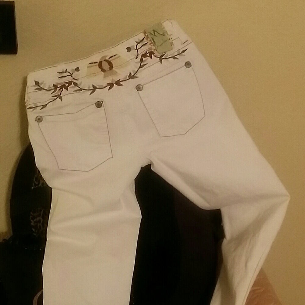 White Jeans